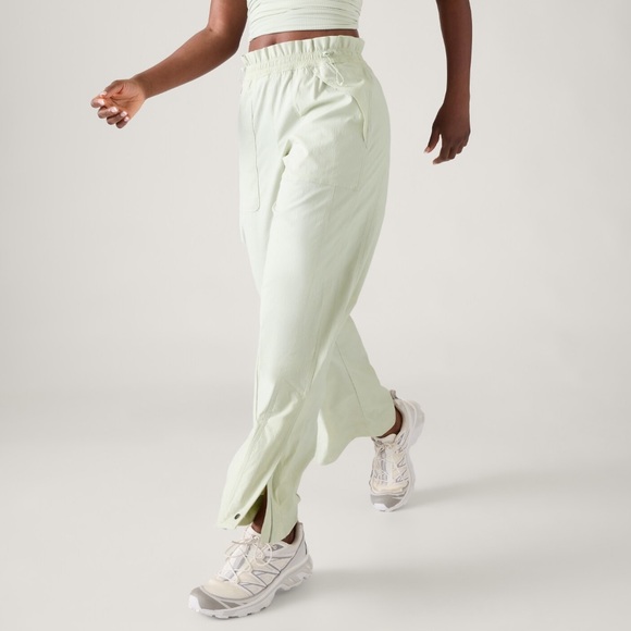 Athleta Trekkie High Rise Parachute Pant - Picture 1 of 7